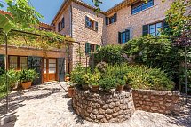 Finca Ca's Curial