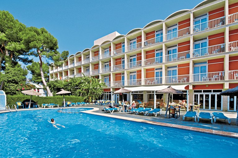 Isla de Cabrera Hotel