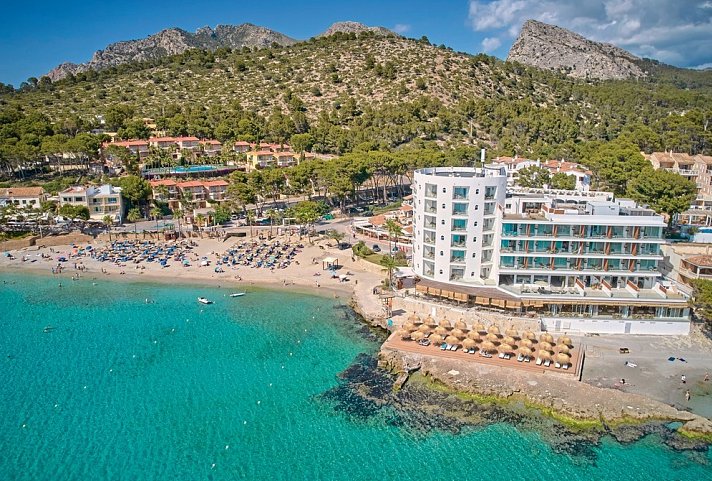 Universal Hotel Aquamarin