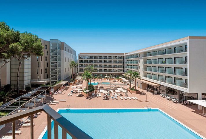 Aubamar Bali - Wohnbeispiel Doppelzimmer Poolblick (Zimmercodierung DBP)