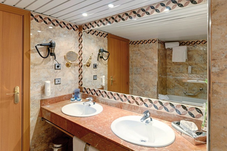 Palma Bellver Affiliated by Meliá - Wohnbeispiel Doppelzimmer Premium Meerblick (Zimmercodierung DMM)