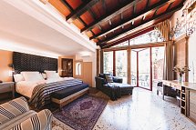 Finca Ca N'Ai Bio Retreat - Wohnbeispiel Juniorsuite Premium (Zimmercodierung JM1)
