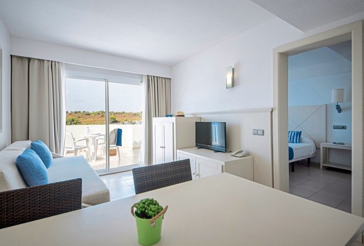 Blau Punta Reina Resort - Wohnbeispiel Appartement 1 Schlafzimmer Meerblick (Zimmercodierungen AS1, AS2, AS3 & AS4)