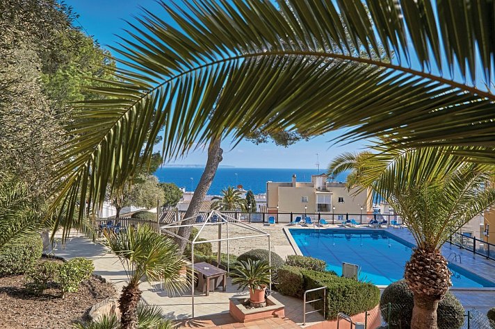 MLL Blue Bay