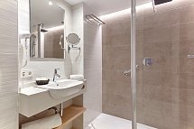 Universal Hotel Cabo Blanco - Adults Only - Beispiel Bad (Zimmercodierung DBM)