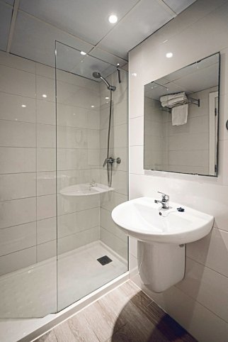 THB Dos Playas - Beispiel Bad (Zimmercodierungen DB1 & DBP)