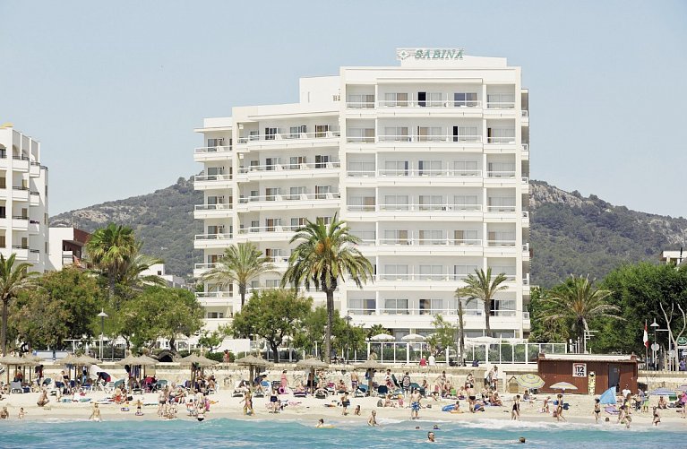 Sabina Hotel & Suites