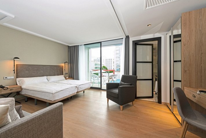 Kyrat Amàrac Suites