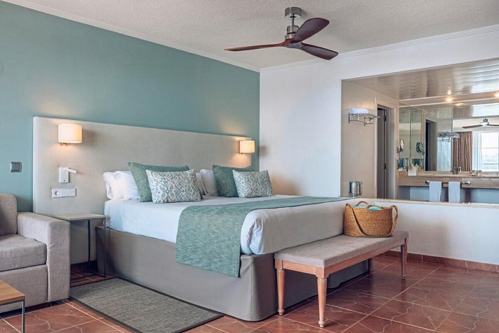 Iberostar Selection Jardín del Sol Suites - Wohnbeispiel Juniorsuite Star Prestige Meerblick (Zimmercodierungen JO1 & JO2)
