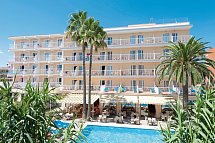 Universal Hotel Bikini