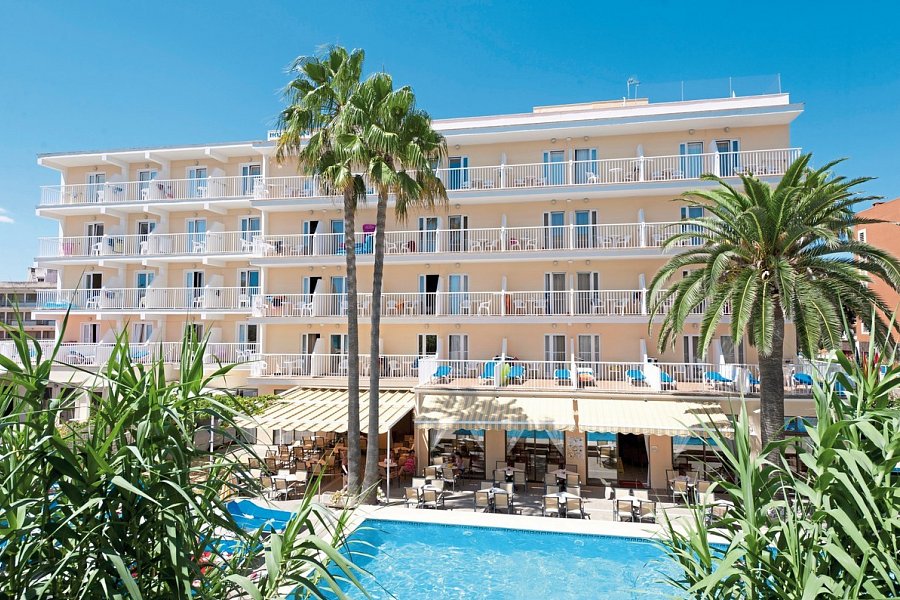 Universal Hotel Bikini