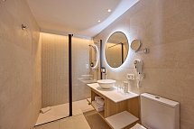 Universal Hotel Bikini - Beispiel Bad (Zimmercodierung DB1)