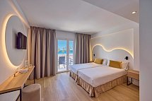 Universal Hotel Bikini - Wohnbeispiel Doppelzimmer Poolblick (Zimmercodierung DBP)