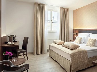 Michelangelo Grand Hotel Prague - Wohnbeispiel Doppelzimmer Deluxe (Zimmercodierung DD1)