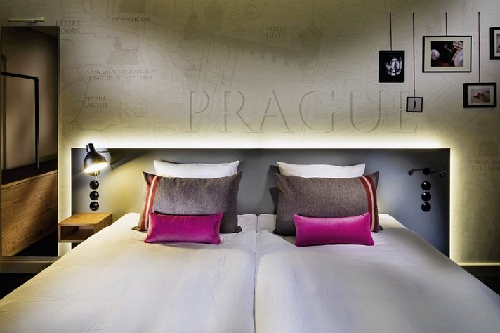 Hotel PULSE8