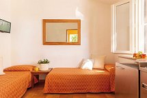 Argentario Camping Village - Wohnbeispiel Superior Giannutri (Zimmercodierung CS1)