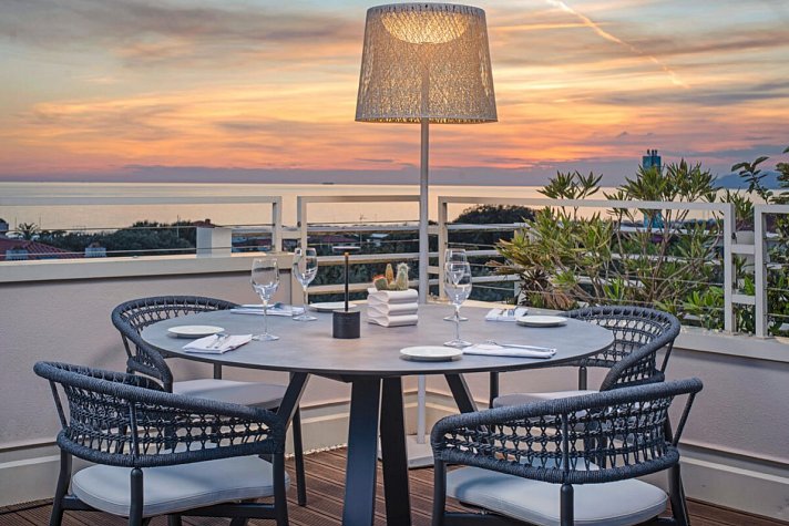 Versilia Lido UNA Esperienze