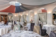 Augustus Hotel & Resort