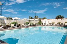 Grand Hotel