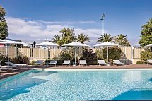 Grand Hotel