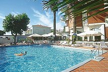 Grand Hotel