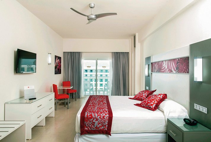 Riu Playa Blanca - Wohnbeispiel Double Room Courtyard (Zimmercodierungen DL1 & DV1)