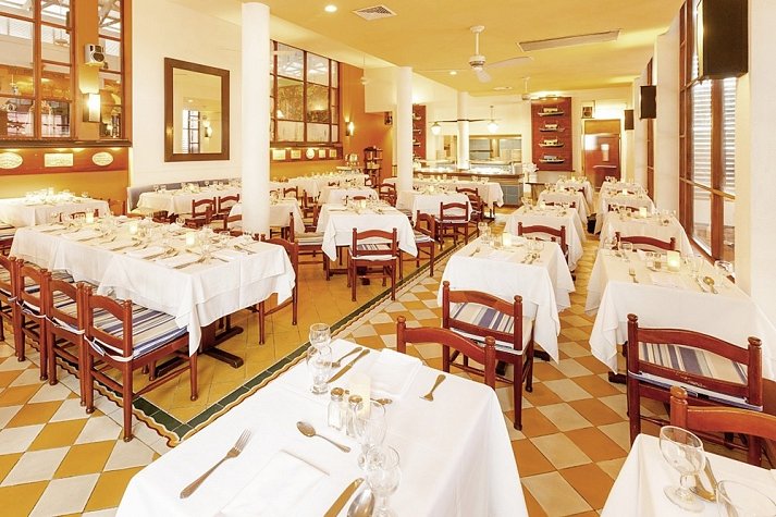 Grand Decameron Panama, A Trademark All-Inclusive Resort - Restaurant