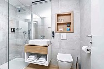 Pelegrin Plava Laguna - Badbeispiel Doppelzimmer Klassik (Zimmercodierungen DB1, DB2 & TB1)