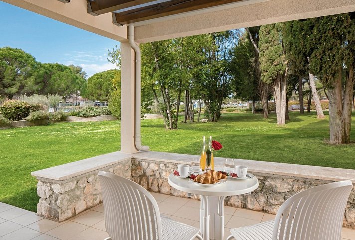 Hotel & Residence Garden Istra Plava Laguna - Wohnbeispiel Doppelzimmer Nebengebäude (Zimmercodierung DBV)