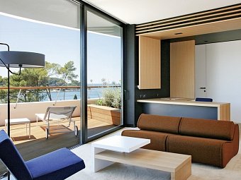 Hotel Lone - Bay Suite