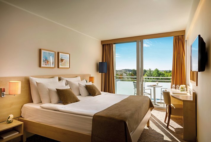 Valamar Parentino Hotel - Wohnbeispiel Zimmer für 2 Meerseite (Zimmercodierungen DSC & DCC)