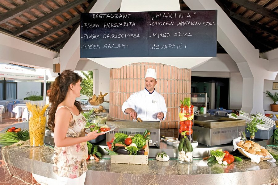 Lanterna Resort