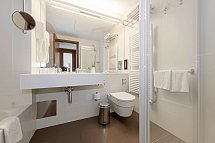 All Suite Island Hotel Istra - Badbeispiel Suite Premium (Zimmercodierung WM1)