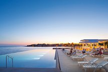 Aminess Vival Maestral Hotel