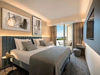 Aminess Vival Maestral Hotel - Wohnbeispiel Doppelzimmer Superior Meerseite (Zimmercodierung DSC)
