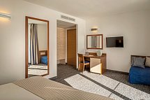 Valamar Sanfior Hotel & Casa - Wohnbeispiel Zimmer für 2 Meerseite Casa Sanfior (Zimmercodierung DSV)