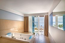 Girandella Resort Valamar Collection Designed for Adults - Wohnbeispiel Suite für 2 mit Jacuzzi (Zimmercodierung WMM)