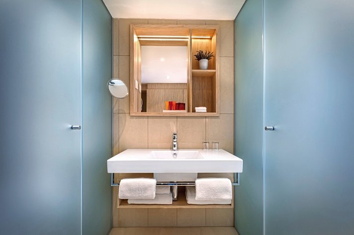 Girandella Resort Valamar Collection Designed for Adults - Wohnbeispiel Zimmer für 2 Meerblick (Zimmercodierung DSM)