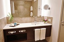 Steigenberger Hotel Köln - Wohnbeispiel Doppelzimmer Business (Zimmercodierungen DB1 & DC1)