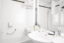 Living Hotel Kanzler - Beispiel Bad (Zimmercodierungen DB1, DD1 & EB1)