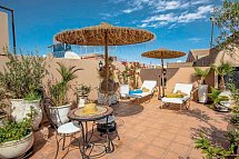 Riad 7 Saints