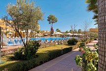 El Olivar Palace