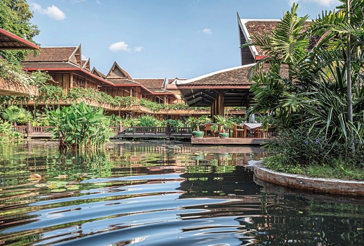 Angkor Village Hotel