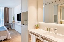 Golden Costa Salou Adults Only - Badbeispiel Doppelzimmer Premium Poolblick (Zimmercodierung DMP)