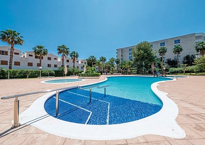 Estival Park Apartments La Pineda