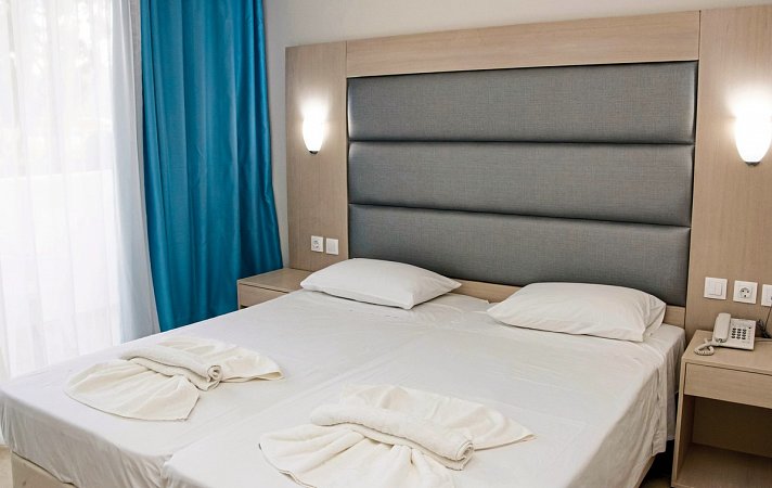 Marathon Hotel