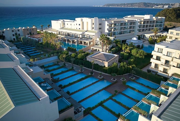 The Ixian Grand & All Suites