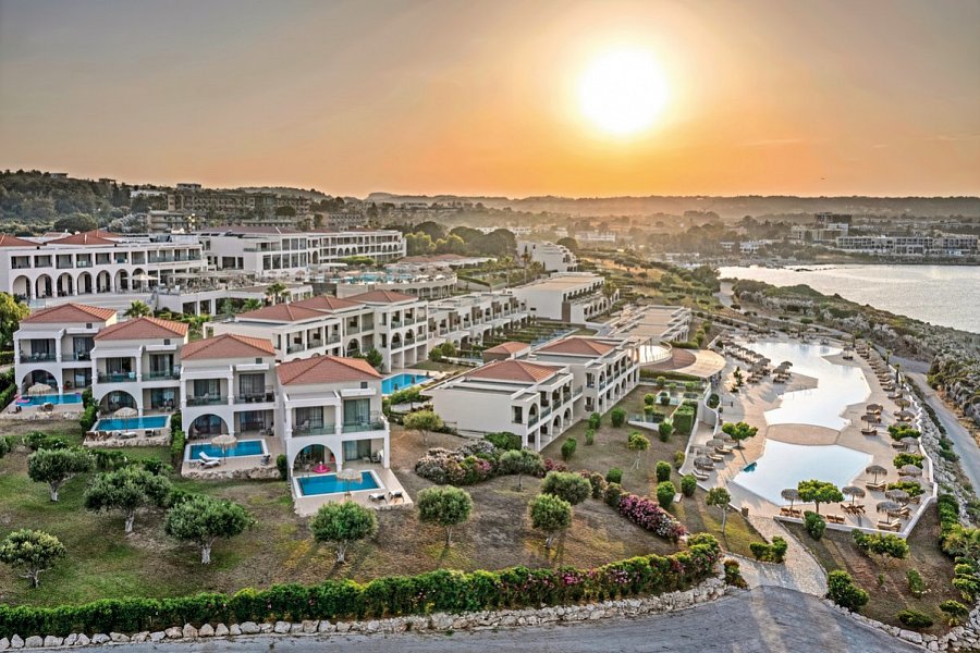 Kresten Royal Euphoria Resort