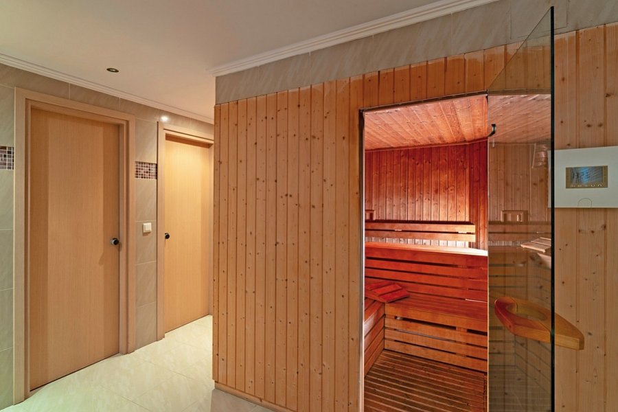Kresten Royal Euphoria Resort