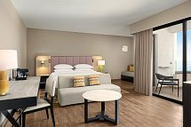 Sheraton Rhodes Resort - Wohnbeispiel Juniorsuite Meerblick (Zimmercodierung J1M)
